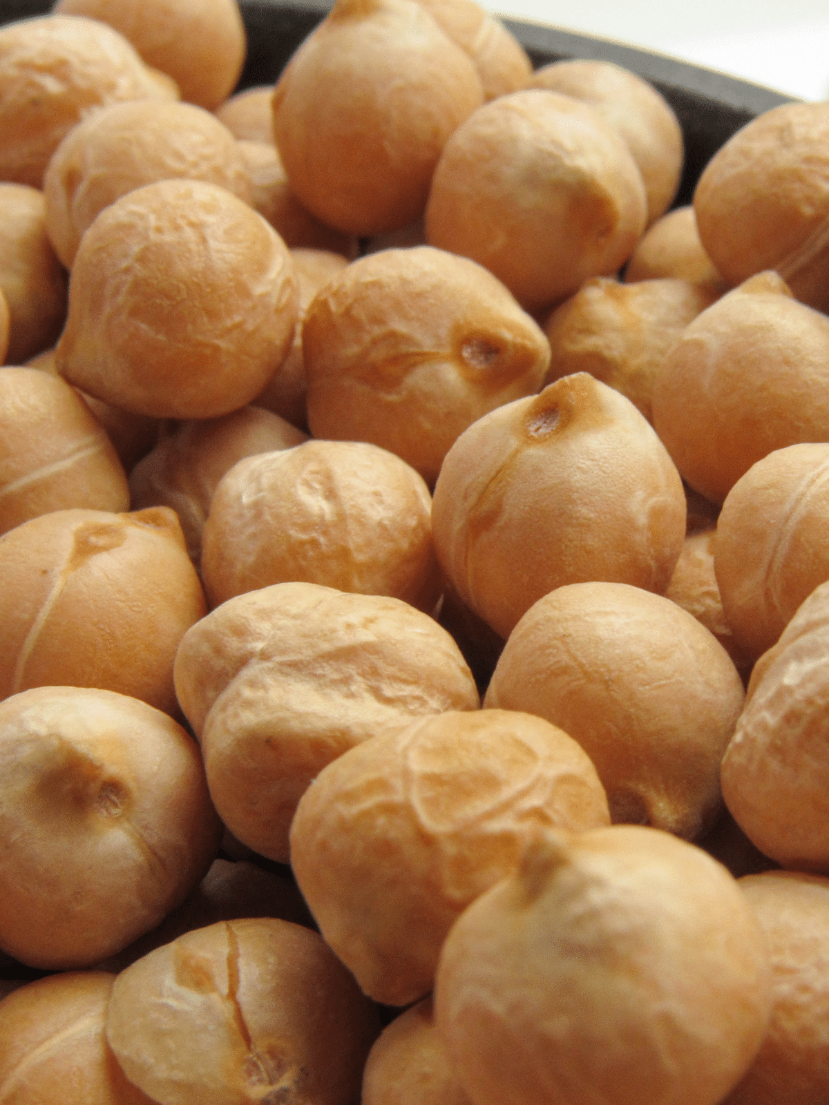 INSIDEOUT - Easy hummus image article
